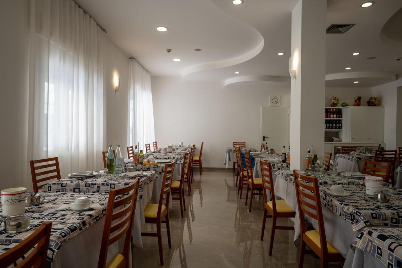 Hotel Eraclea Lido di Jesolo Exteriör bild