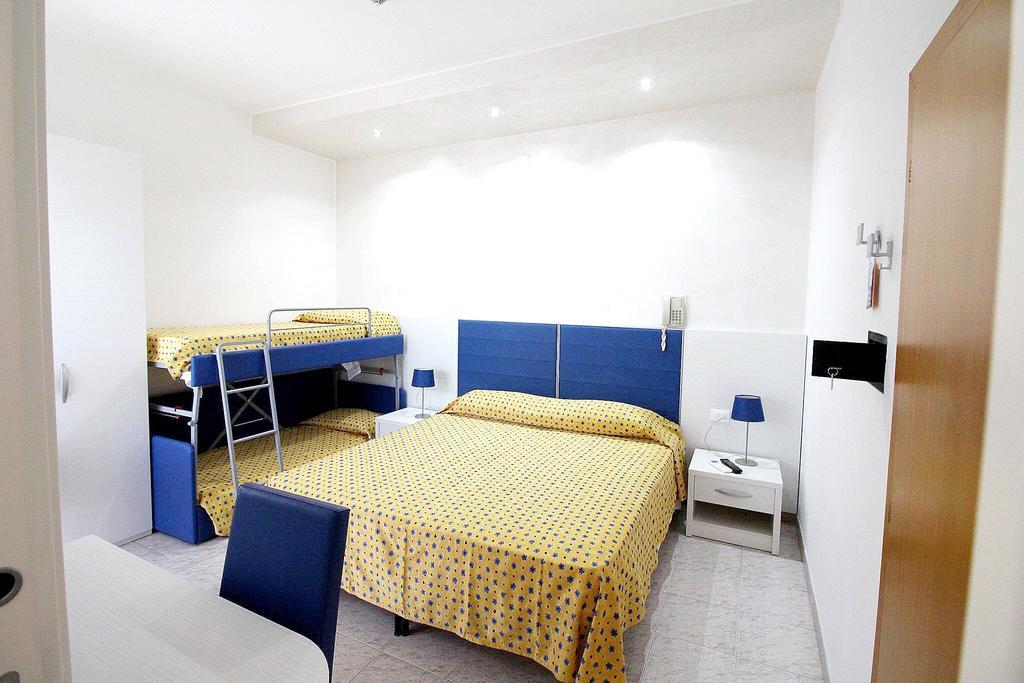 Hotel Eraclea Lido di Jesolo Rum bild