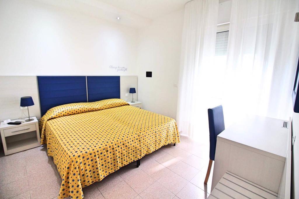 Hotel Eraclea Lido di Jesolo Exteriör bild